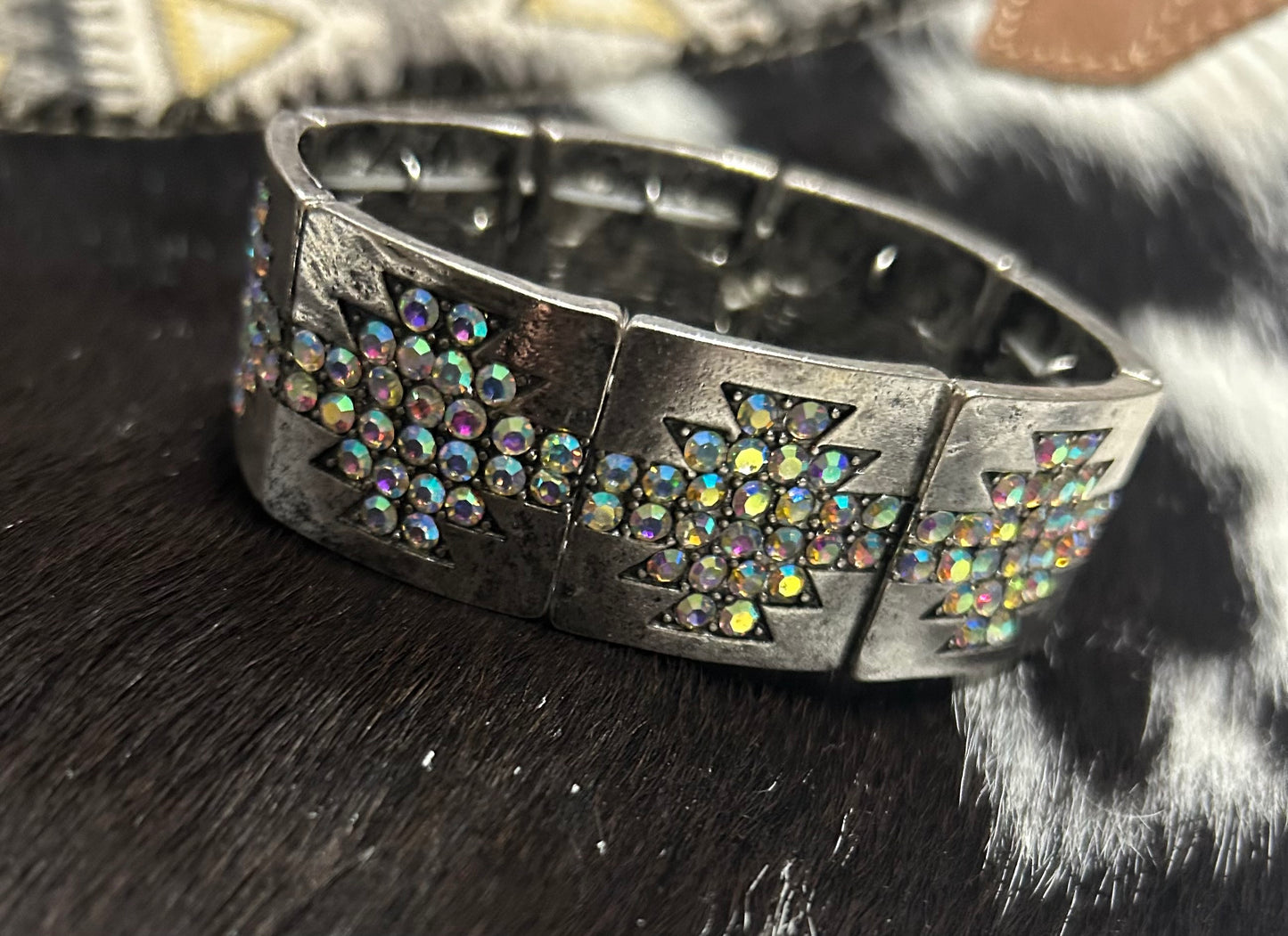 Southwest Aztec Iridescent Bracelet