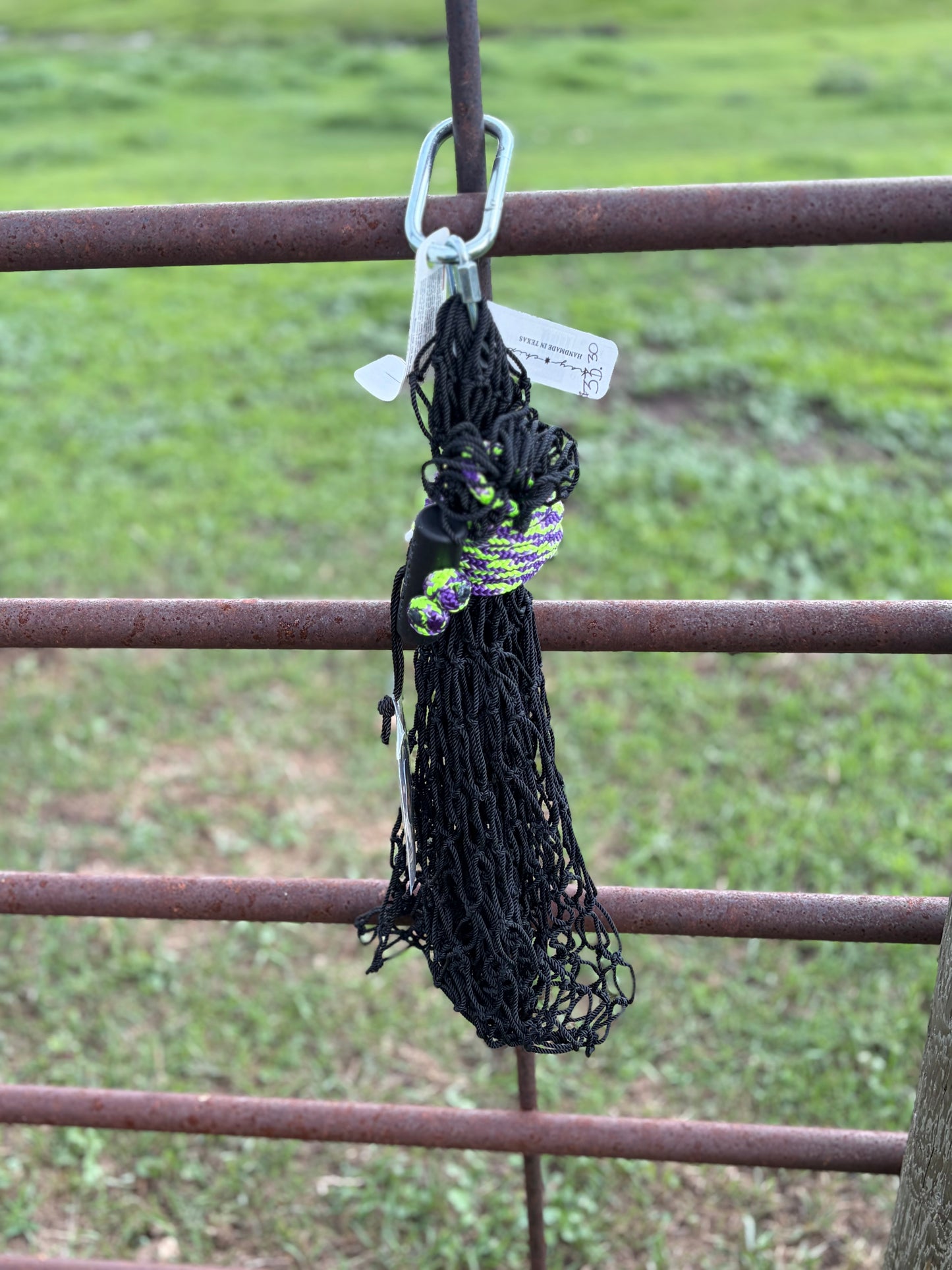 Hay Chix 1/2 Bale Net - 1 3/4 orginal net