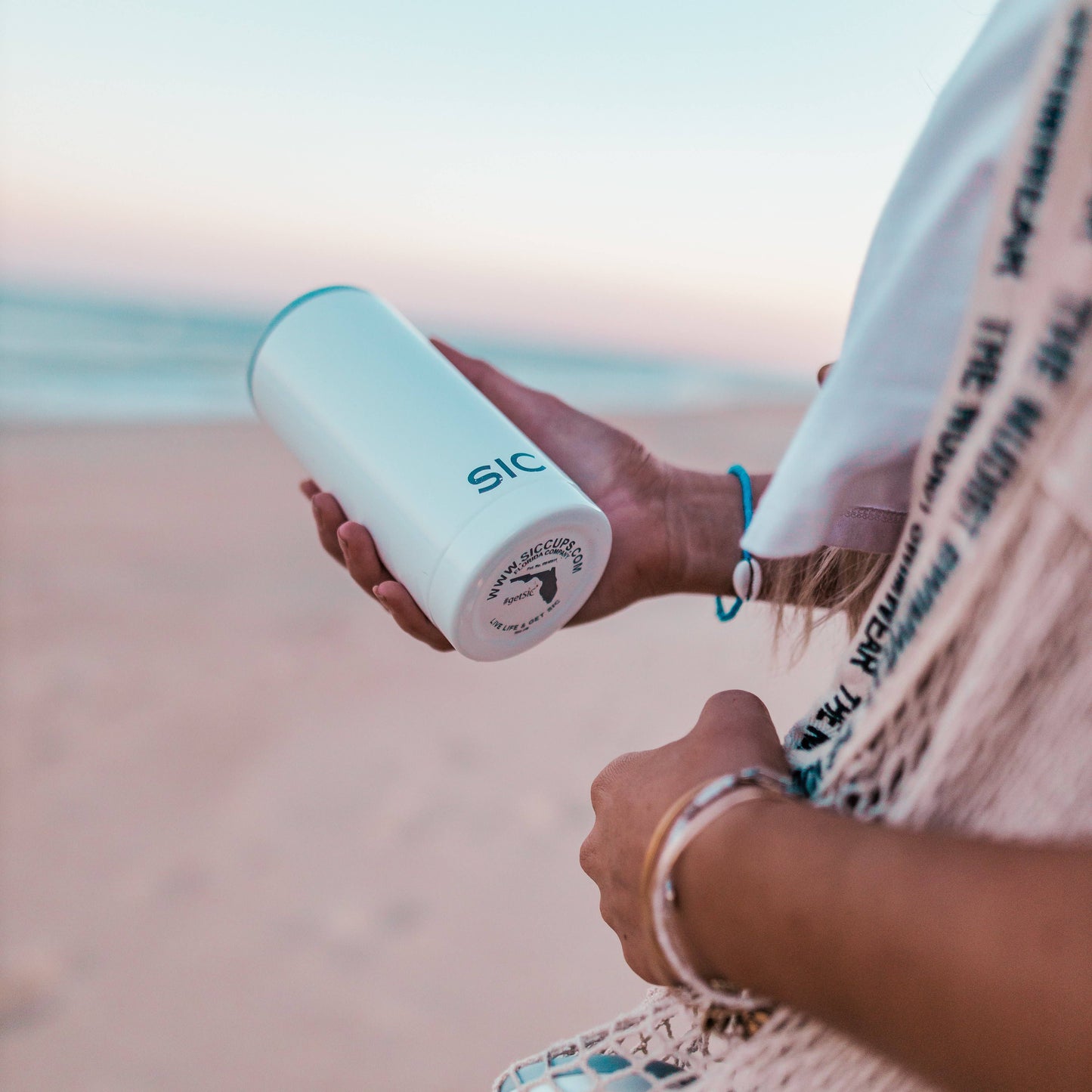 SIC Slim Can Cooler | Gloss Ice White