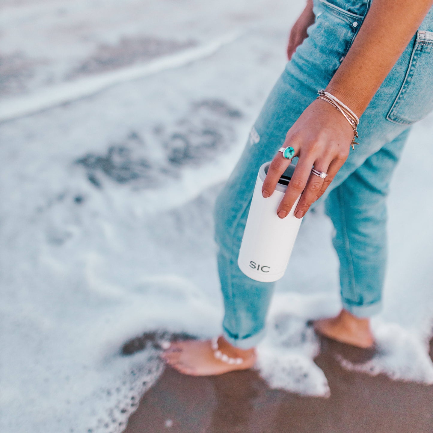 SIC Slim Can Cooler | Gloss Ice White