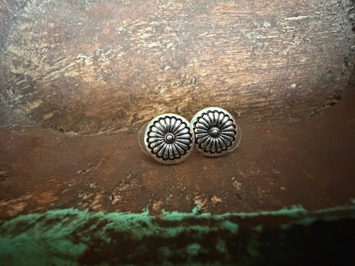 silver with black detail